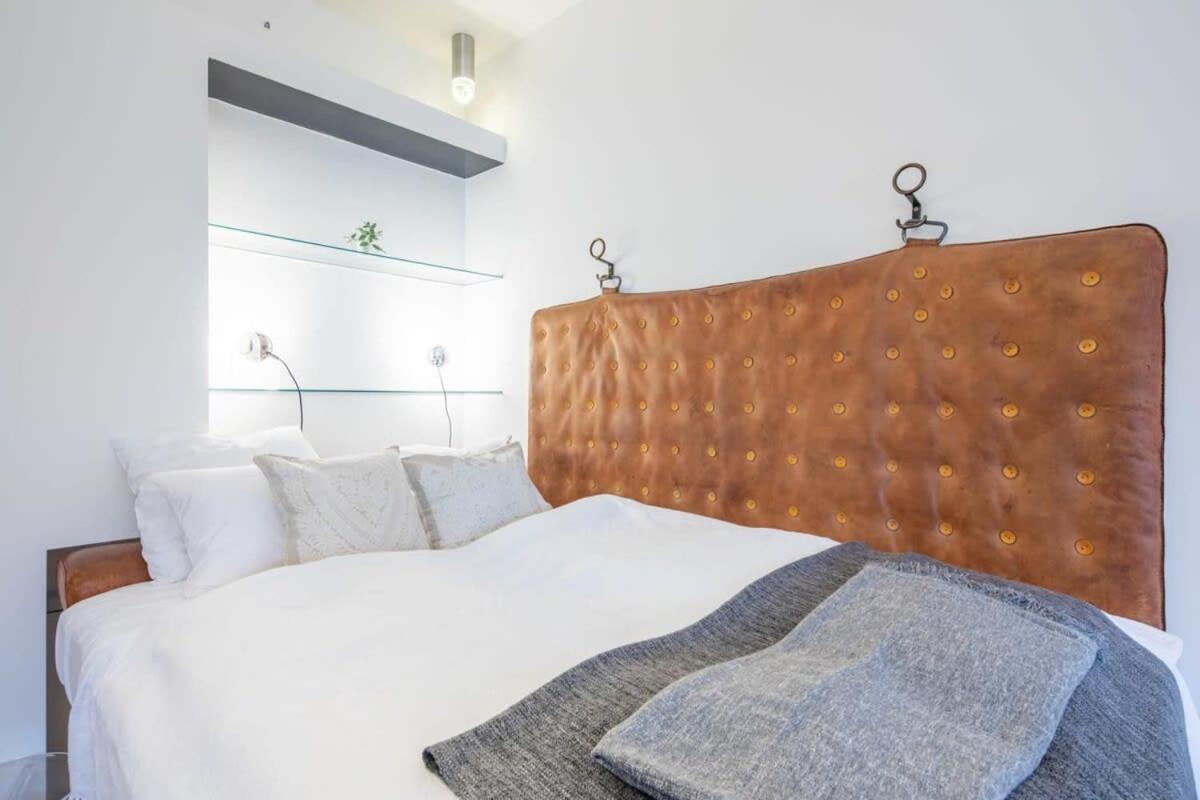 Apartment Unique Design - River View With Balcony Budapest